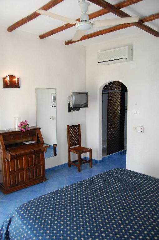Hotel Conti Vulcano  Quarto foto